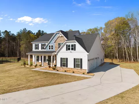 Exterior - 188 Flight Pattern Way, Garner, NC 27529 photo 2 of 8