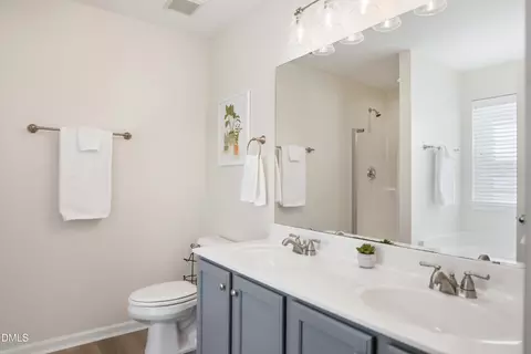 Bath - 909 Plummer Ct, Wake Forest, NC 27587 photo 2 of 3