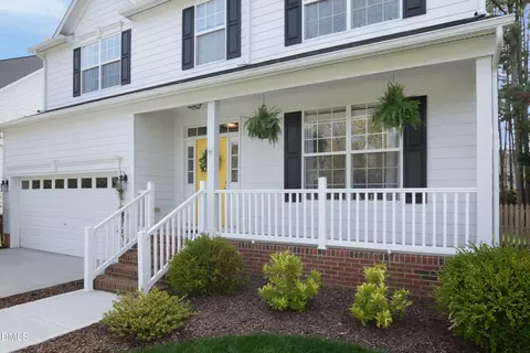 Exterior - 909 Plummer Ct, Wake Forest, NC 27587 photo 3 of 9
