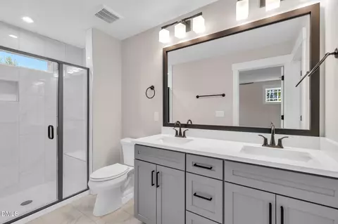 Bath - 1114 Blackthorn Ln, Durham, NC 27703 photo 2 of 3
