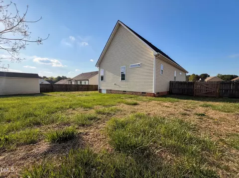 Exterior - 166 Jade St, Smithfield, NC 27577 photo 6 of 7