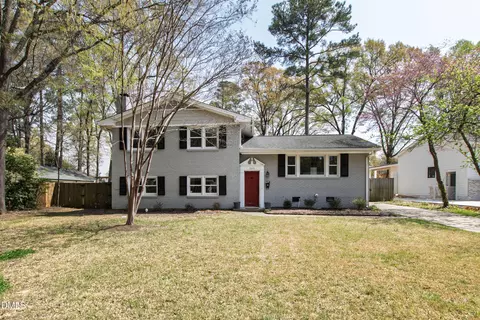 705 Austin Ave, Cary, NC 27511