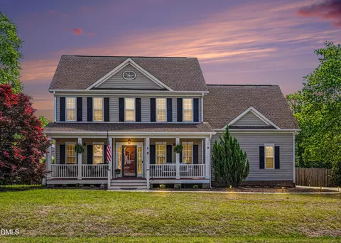 3412 Arnhem Ct, Fuquay Varina, NC 27526