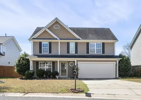 414 Branchmoor Ct, Fuquay Varina, NC 27526