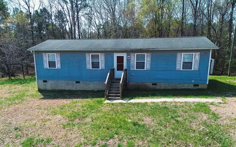 350 Plum Nutty Rd, Henderson, NC 27537