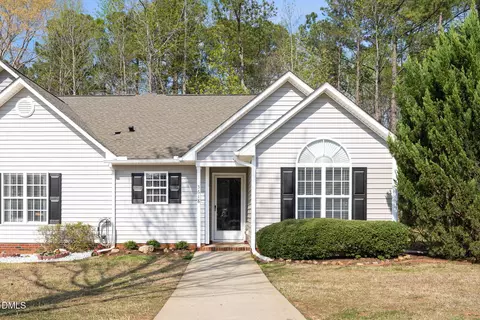 3618 E Cotton Gin Dr, Clayton, NC 27527