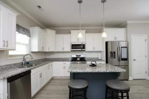 Kitchen - 2470 Marks Rd, Cameron, NC 28326 photo 3 of 7