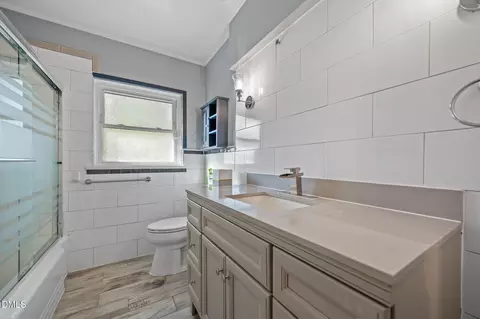 Bath - 2837 Stuart Dr, Durham, NC 27707 photo 2 of 2
