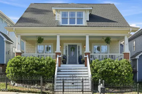 470 Magdala Pl, Apex, NC 27502