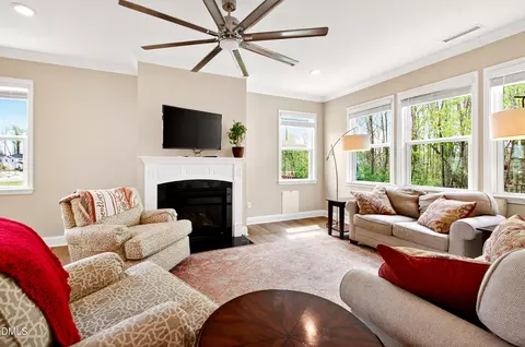 339 Summer Ranch Dr, Fuquay Varina, NC 27526