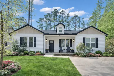 558 Shawnee Dr, Louisburg, NC 27549