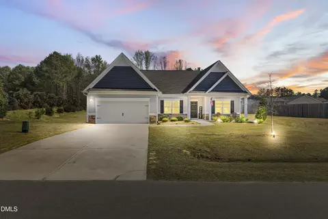 113 Lexington Dr, Sanford, NC 27332