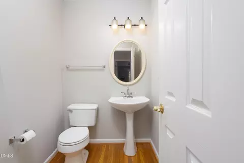 Bath - 3425 Coach Lantern Ave, Wake Forest, NC 27587 photo 2 of 4