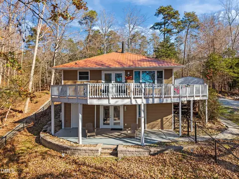 600 Fox Lair Trl, Semora, NC 27343