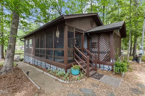 106 Desoto Dr, Louisburg, NC 27549
