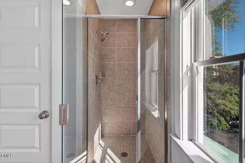 Bath - 121 E Seeman St, Durham, NC 27701 photo 5 of 6