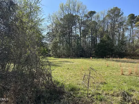 709 Crestview Dr, Durham, NC 27712
