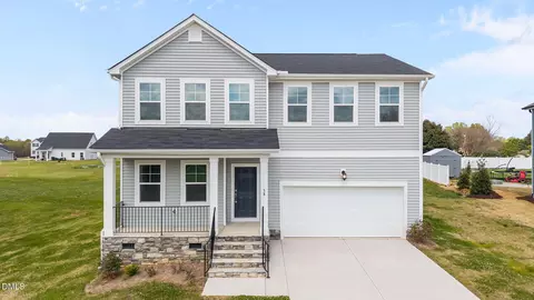 38 Kidderminster Ct, Zebulon, NC 27597