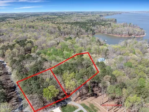 85 Wedgewood Ln, Clarksville, VA 23927