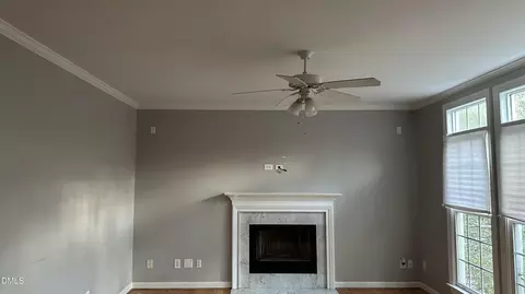 8 Arrowwood Ct, Durham, NC 27712