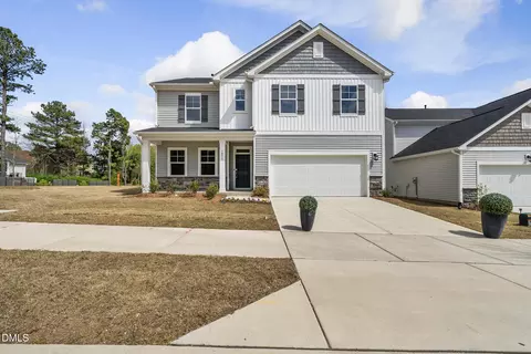 3836 Mason Bluff Dr, Raleigh, NC 27616
