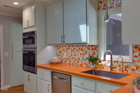 Kitchen - 2524 Wrightwood Ave, Durham, NC 27705 photo 9 of 9