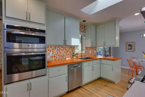 Kitchen - 2524 Wrightwood Ave, Durham, NC 27705 photo 7 of 9