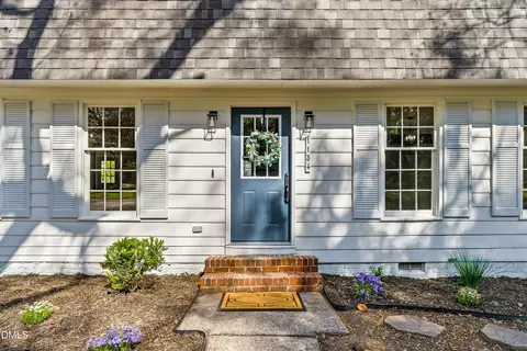 1134 Manchester Dr, Cary, NC 27511