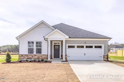 86 Charred Oak Ct, Lillington, NC 27546