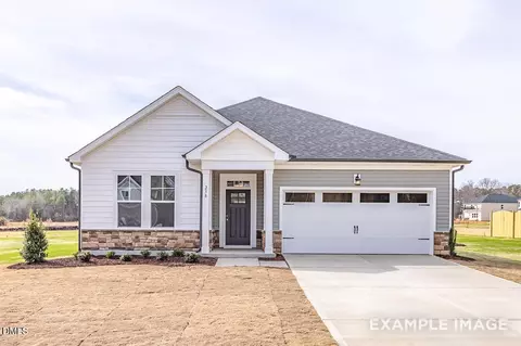 86 Charred Oak Ct, Lillington, NC 27546