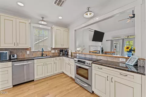 Kitchen - 2 Tyler Way, Pinehurst, NC 28374 photo 4 of 4