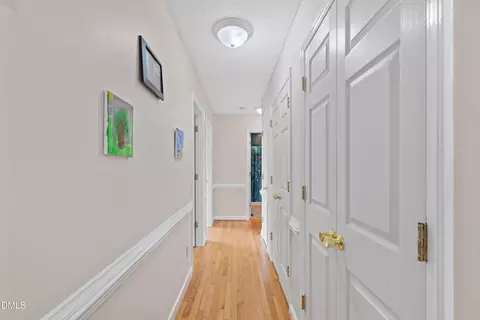 Entry Way - 724 Iris Bryant Rd, Dunn, NC 28334 photo 2 of 2