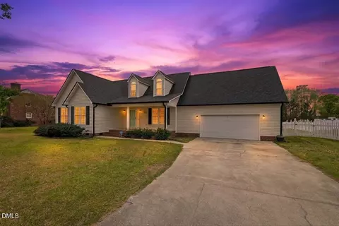 724 Iris Bryant Rd, Dunn, NC 28334