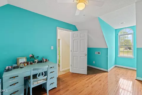 Bedroom - 724 Iris Bryant Rd, Dunn, NC 28334 photo 3 of 3