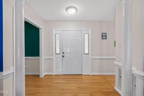 Entry Way - 724 Iris Bryant Rd, Dunn, NC 28334 photo 1 of 2