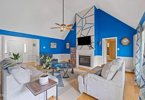 Living - 724 Iris Bryant Rd, Dunn, NC 28334 photo 1 of 1