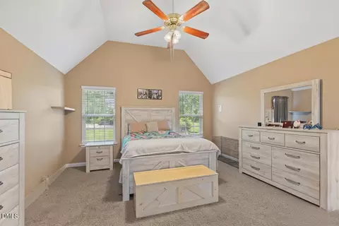 Bedroom - 724 Iris Bryant Rd, Dunn, NC 28334 photo 2 of 3