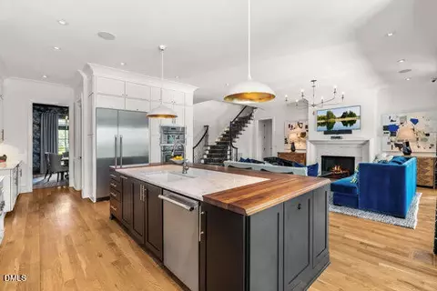 Kitchen - 2127 Ridge Rd, Raleigh, NC 27607 photo 5 of 8