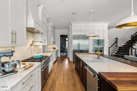 Kitchen - 2127 Ridge Rd, Raleigh, NC 27607 photo 3 of 8