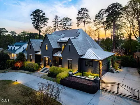 Exterior - 2127 Ridge Rd, Raleigh, NC 27607 photo 6 of 31