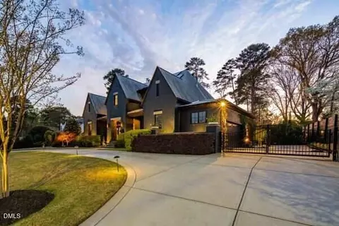 Exterior - 2127 Ridge Rd, Raleigh, NC 27607 photo 2 of 31