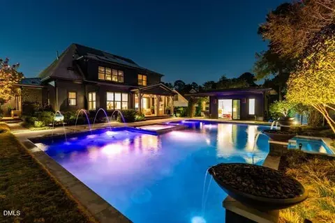 Exterior - 2127 Ridge Rd, Raleigh, NC 27607 photo 22 of 31