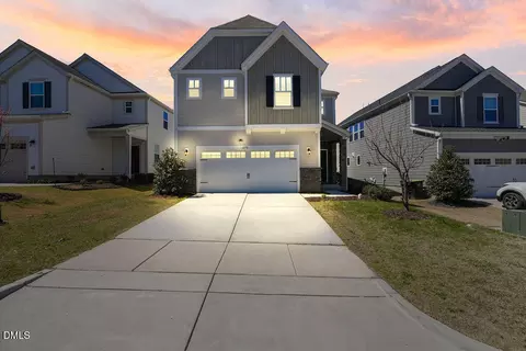 2158 Gregor Overlook Ln, Apex, NC 27502