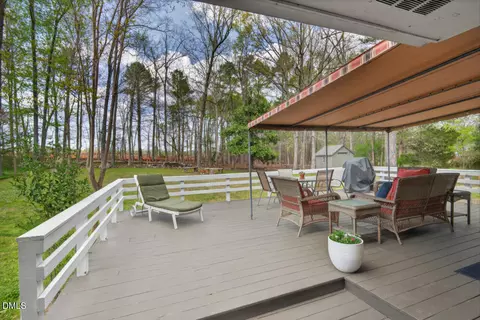 Exterior - 206 Argonne Dr, Durham, NC 27704 photo 5 of 20