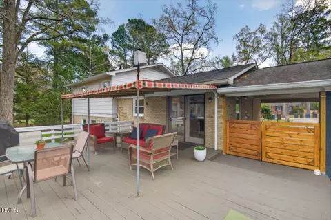 Exterior - 206 Argonne Dr, Durham, NC 27704 photo 11 of 20
