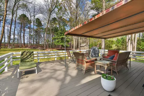 Exterior - 206 Argonne Dr, Durham, NC 27704 photo 6 of 20