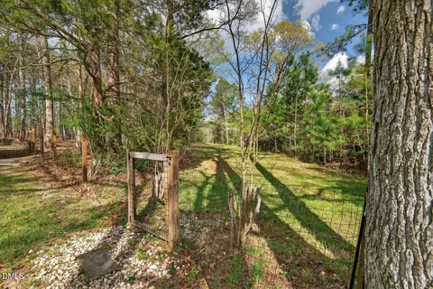 Exterior - 206 Argonne Dr, Durham, NC 27704 photo 20 of 20