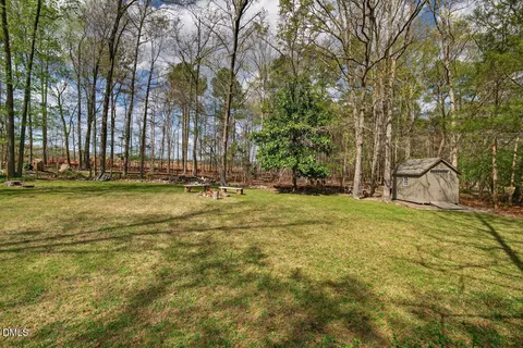 Exterior - 206 Argonne Dr, Durham, NC 27704 photo 16 of 20