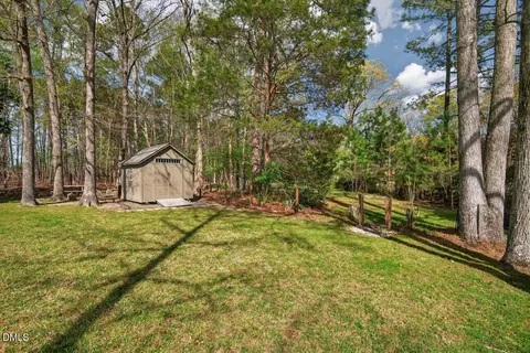 Exterior - 206 Argonne Dr, Durham, NC 27704 photo 19 of 20