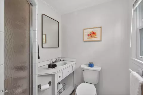 Bath - 206 Argonne Dr, Durham, NC 27704 photo 2 of 3